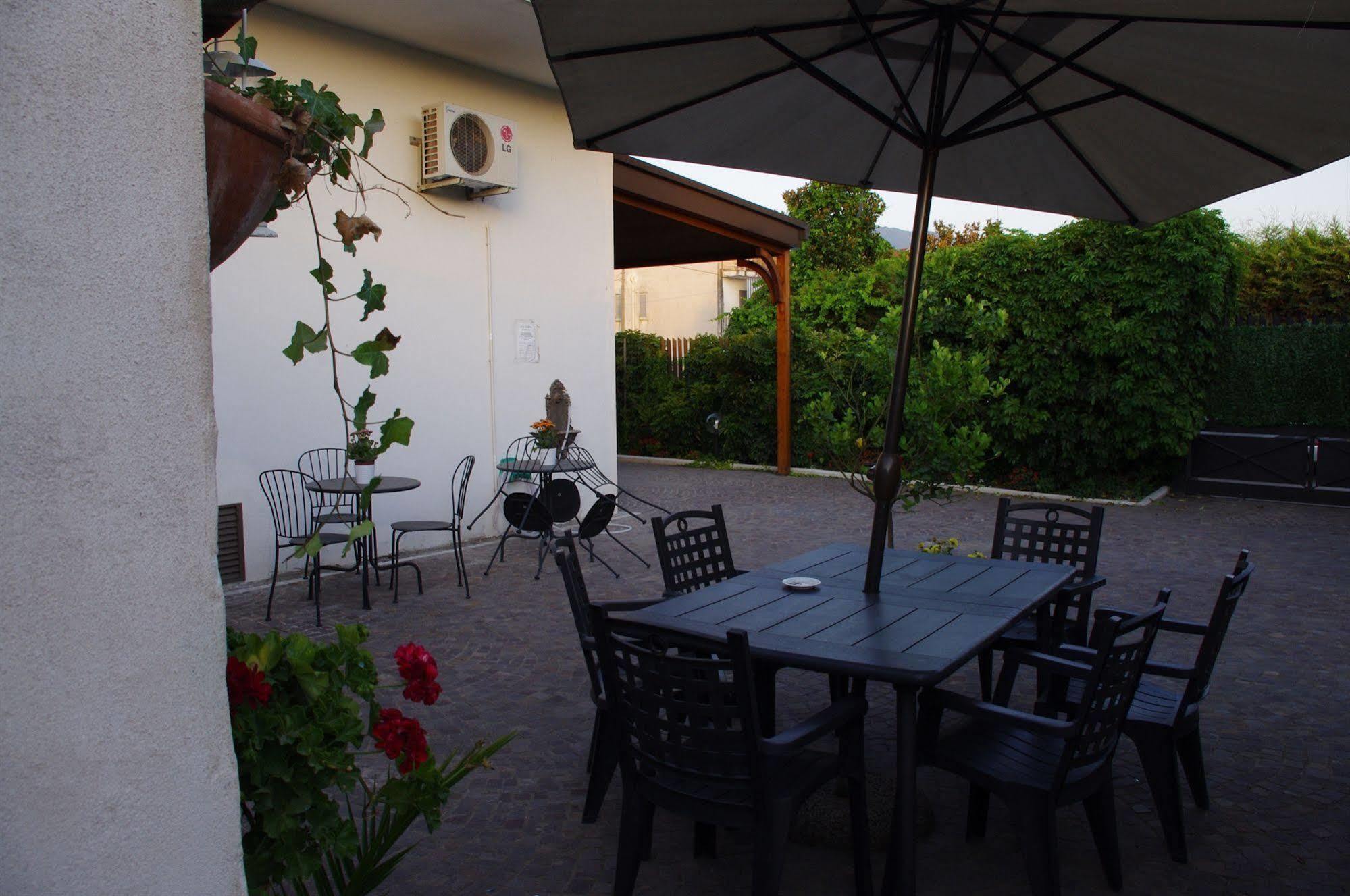 B&B Pompei Welcome Bagian luar foto