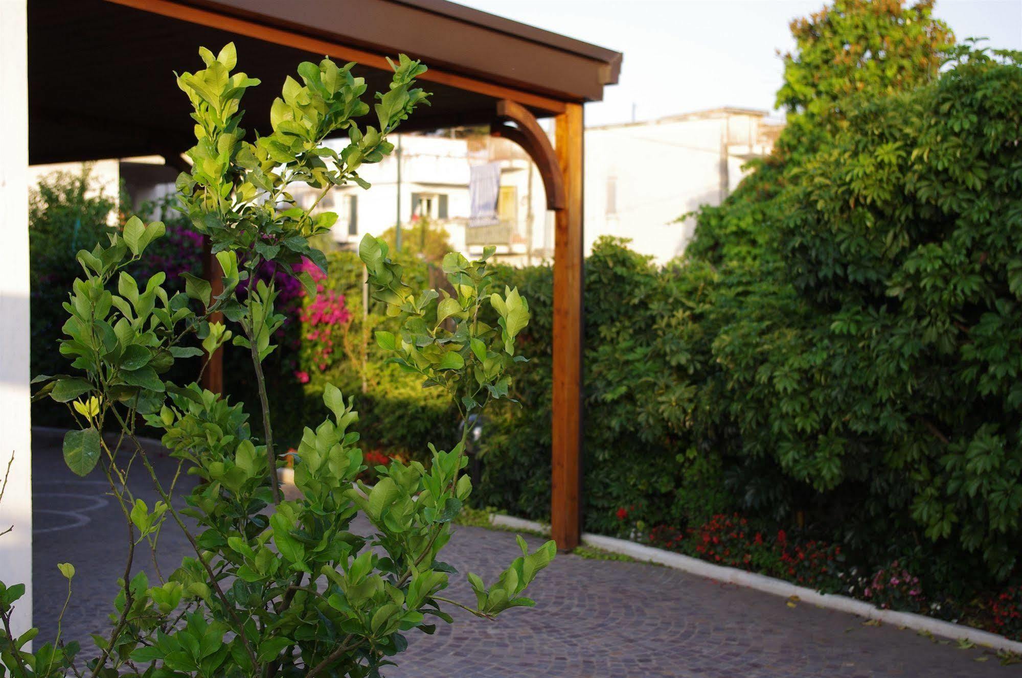 B&B Pompei Welcome Bagian luar foto